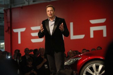 Elon Musk atrapado en la fila de Twitter sobre quién fundó Tesla