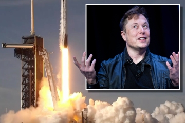 Elon Musk lanza golosinas de astronauta al espacio, incluido un pastel de calabaza