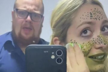 La mujer que probó las pecas con henna terminó escupiendo a la princesa Fiona en Shrek