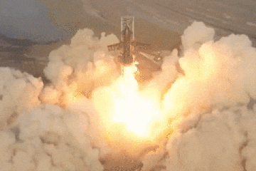 La nave espacial de Elon Musk explota dramáticamente en el segundo intento de lanzamiento