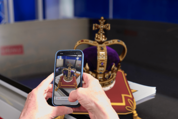 La nueva aplicación AR te permite poner las joyas de la corona en tu sala de estar