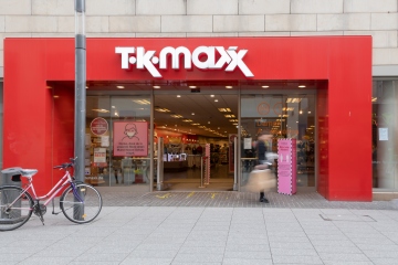 Los compradores de TK Maxx se apresuran a comprar un juego de jardín por £ 475 menos
